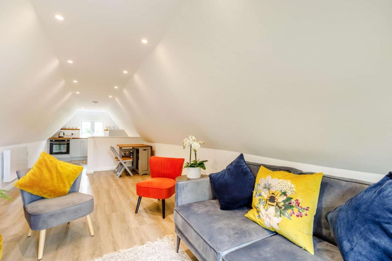 Little Thatch Lovely 2-Bed Converted Workshop Near Weymouth Radipole Exterior foto